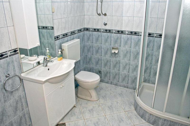 One-Bedroom Apartment with Terrace and Sea View image 2