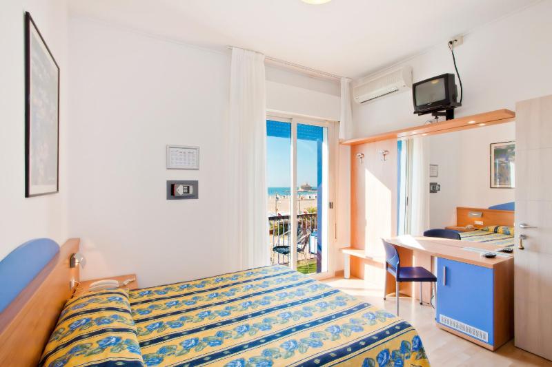Hotel Riviera - image 31