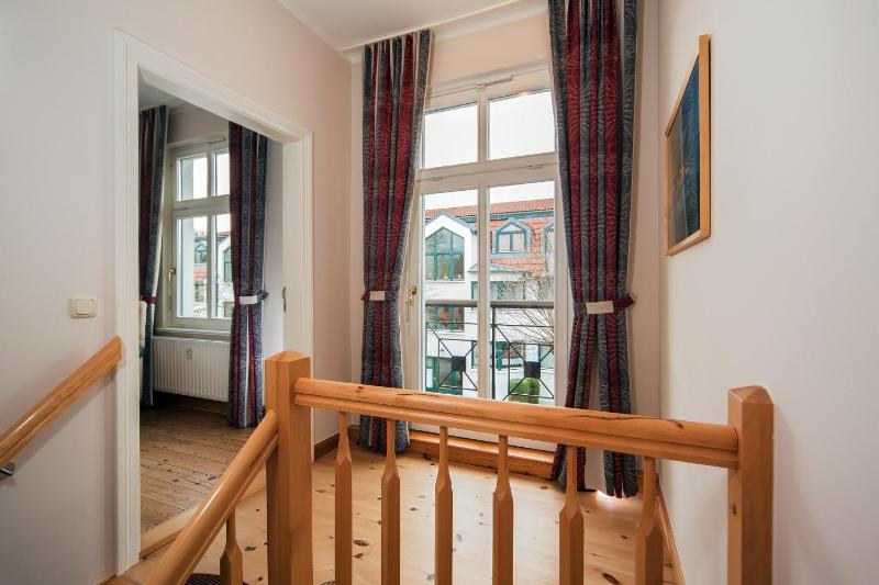 Apartment with Terrace image 2