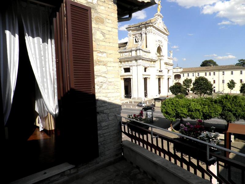 Piazza degli Angeli - image 20