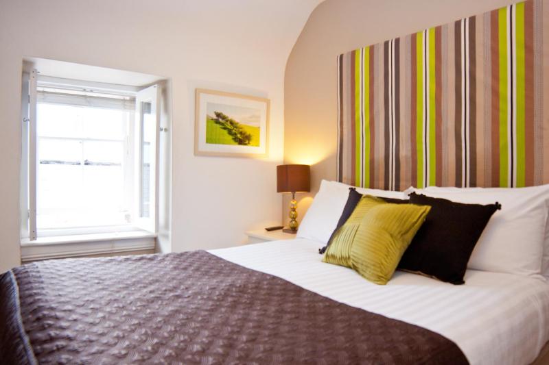 Double Room image 1