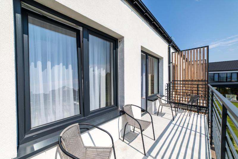 Family Suite with Balcony image 2