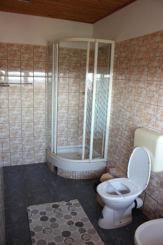 Budget Double Room image 4