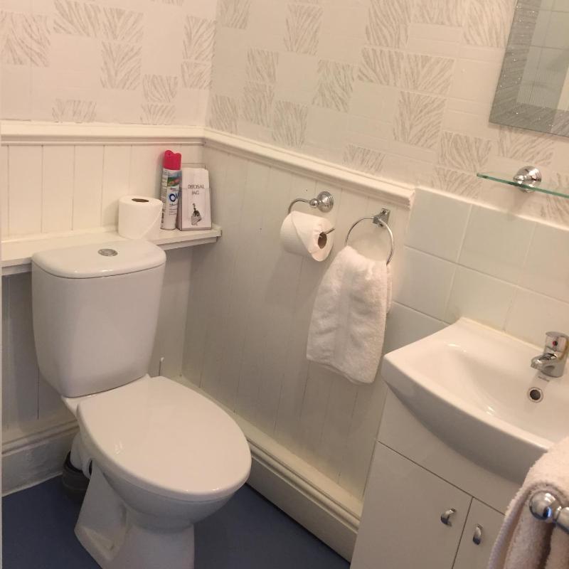 King Room image 3