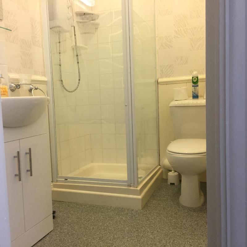Deluxe Double Room with Shower image 3