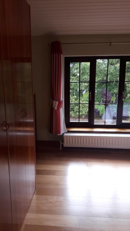 Double Room with En-Suite image 3