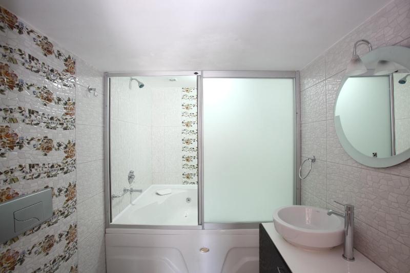 Suite image 4