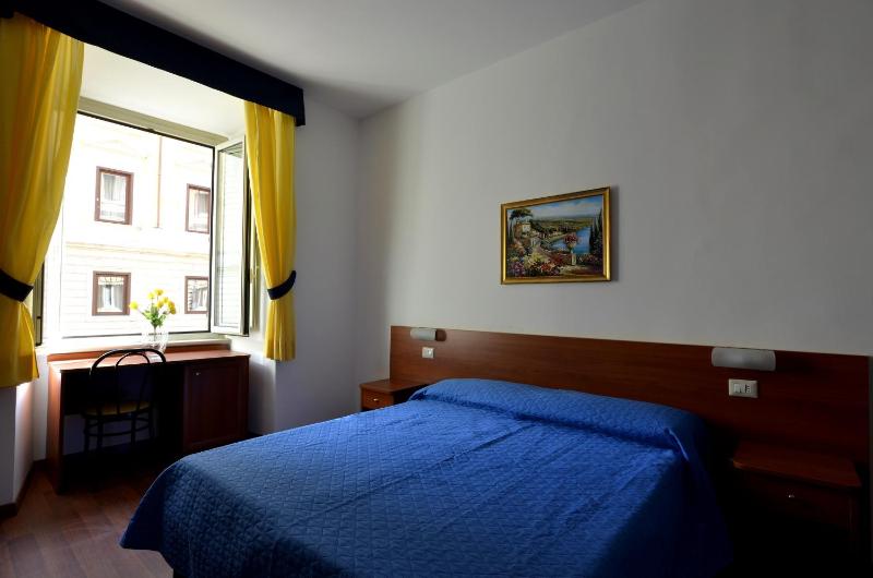 Double or Twin Room image 2