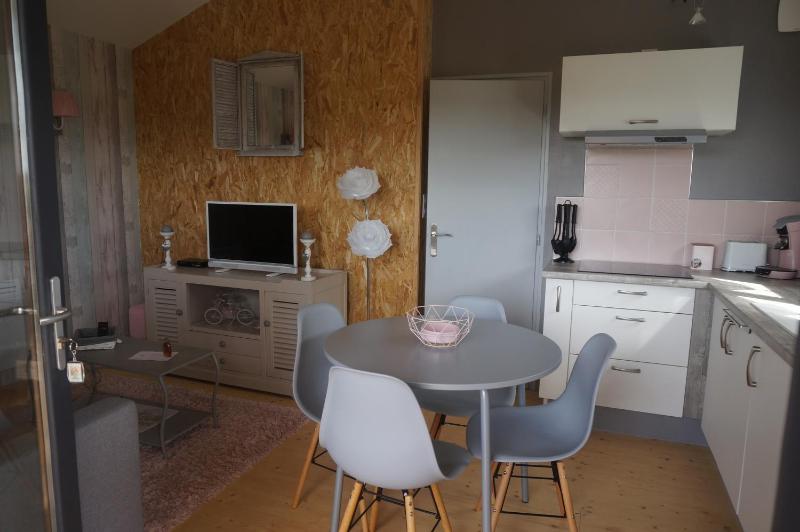 One-Bedroom Chalet image 4