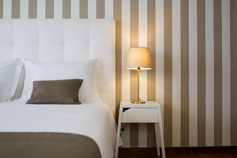 Art 4 You Cascais Suites - image 9