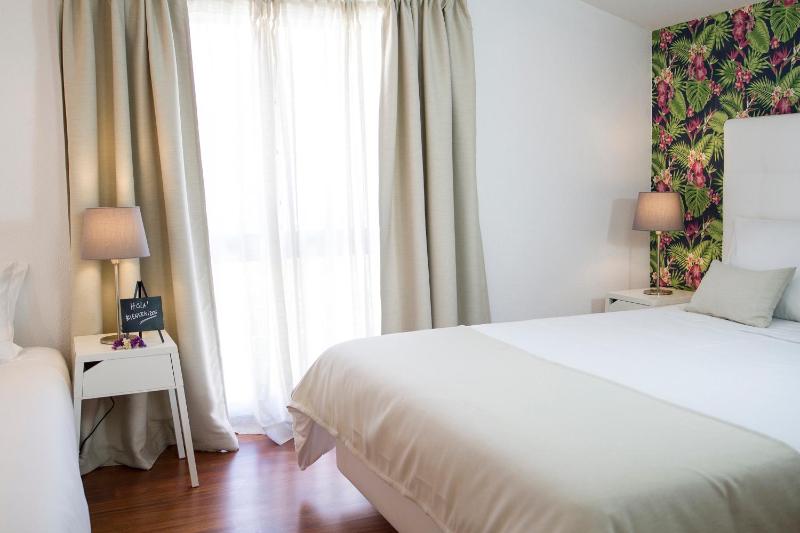 Art 4 You Cascais Suites - image 38