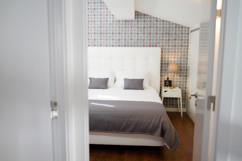 Art 4 You Cascais Suites - image 6