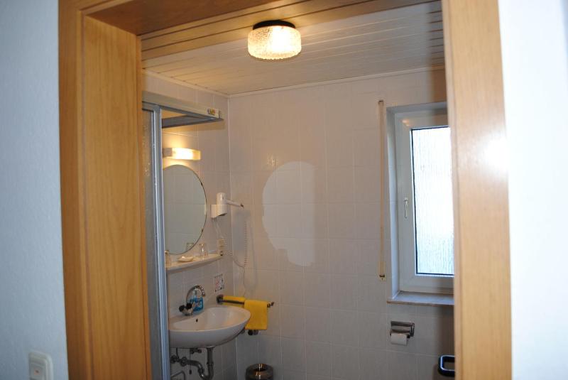 Double Room with Balcony (3 Adults) image 3