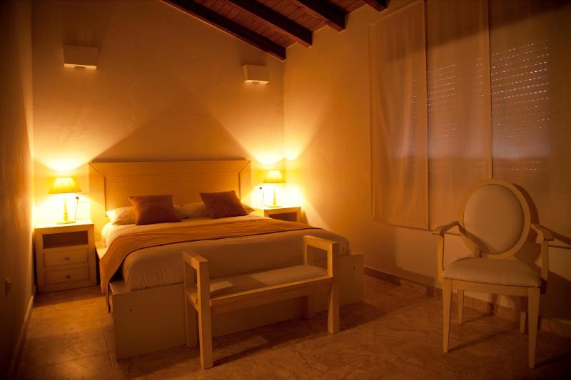 Double Room image 4