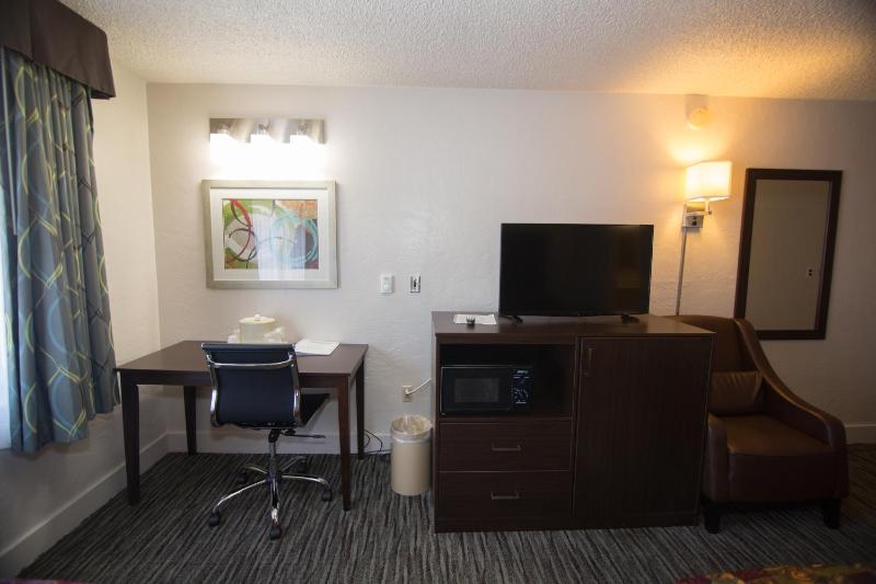 Eastside Lodge - image 29