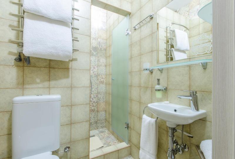 Deluxe Double Room with Shower image 1