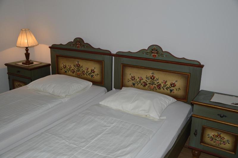 Triple Room with Private Bathroom image 4