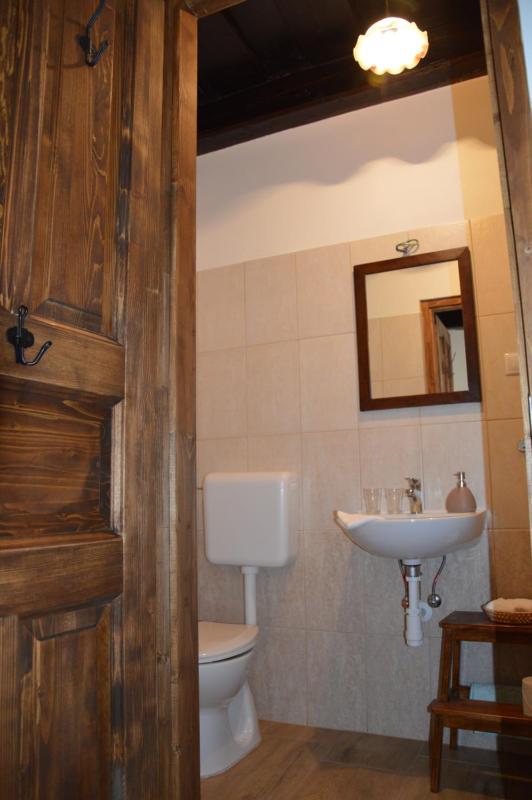 Triple Room with Private Bathroom image 2