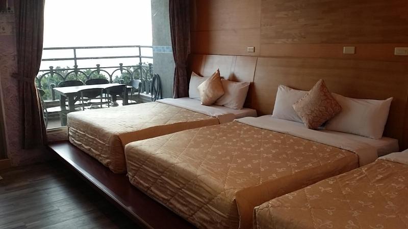 Family Room with Sea View image 1