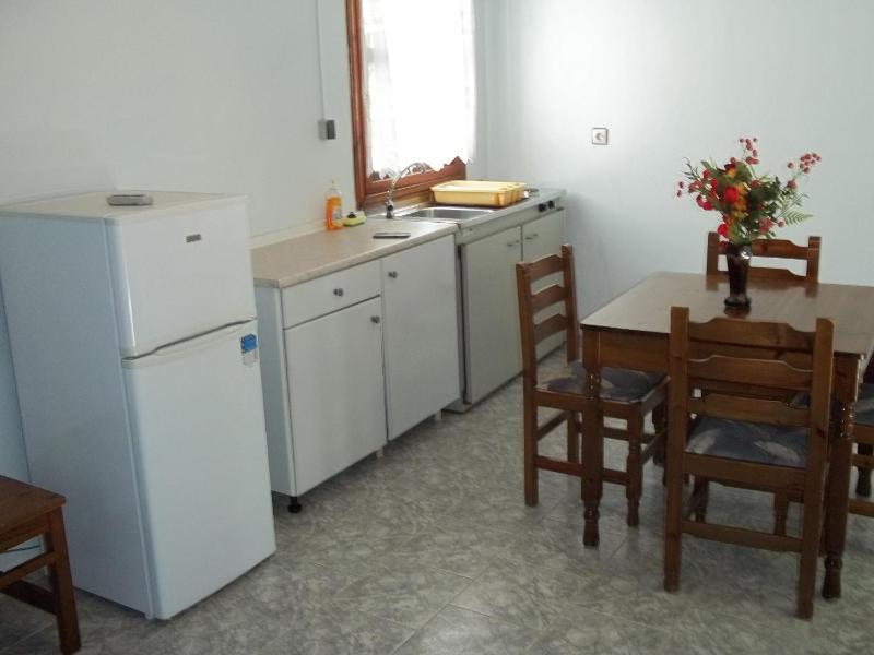 Apartment (2 Adults + 2 Children) image 3