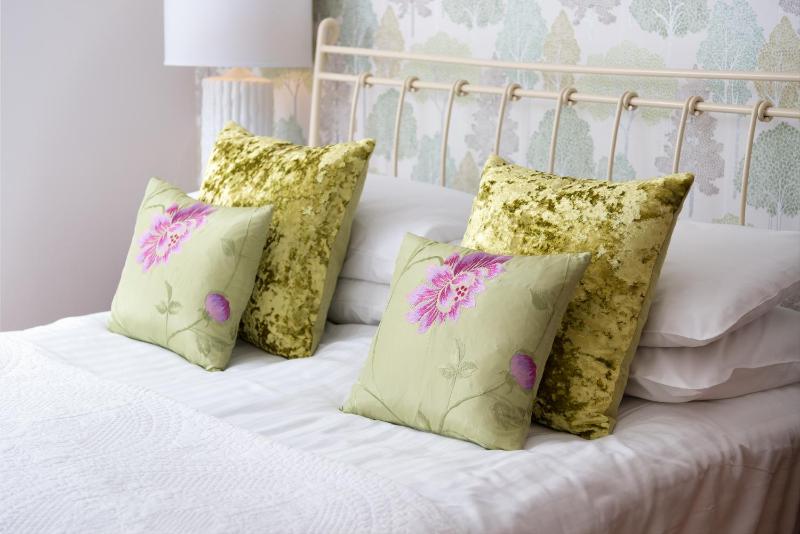 Standard Double Room image 2