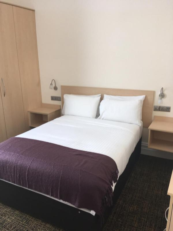 Standard Double Room image 2