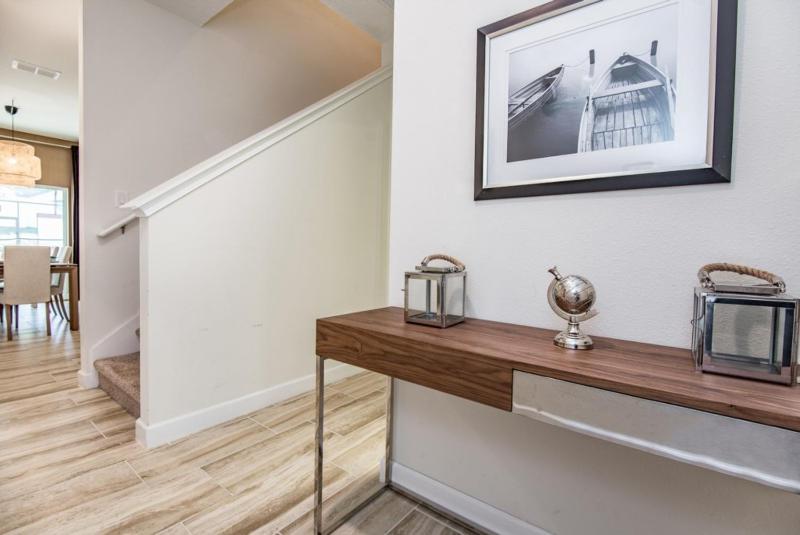 Four-Bedroom Townhouse image 2