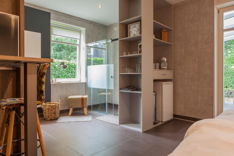 Garden Suite image 1