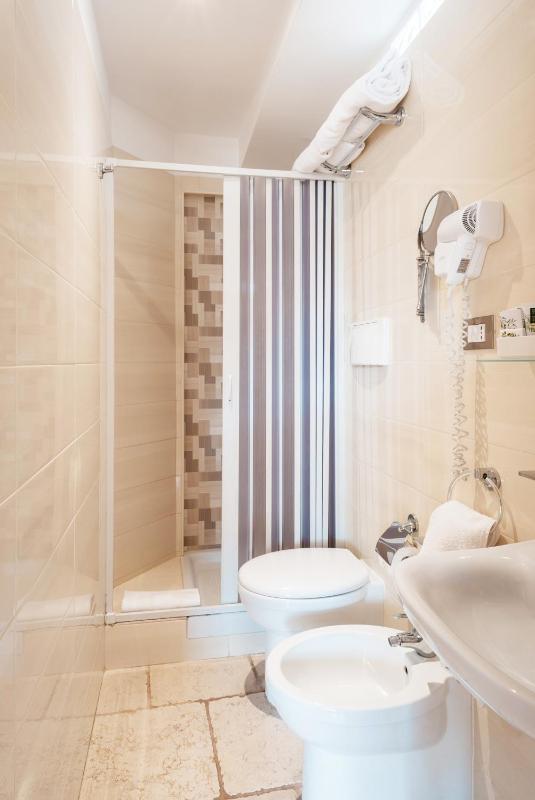 Double Room with Terrace image 2
