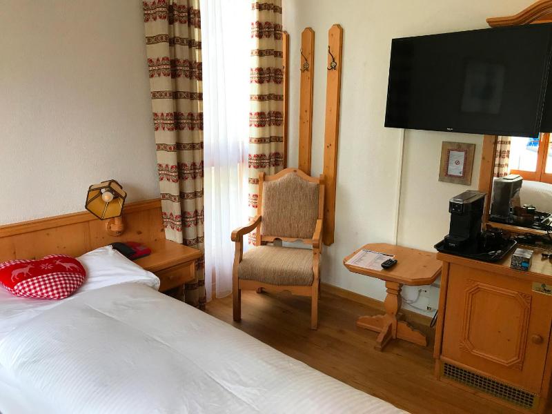 Budget Double Room image 4