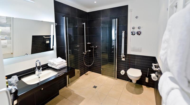 Deluxe Single Room image 2