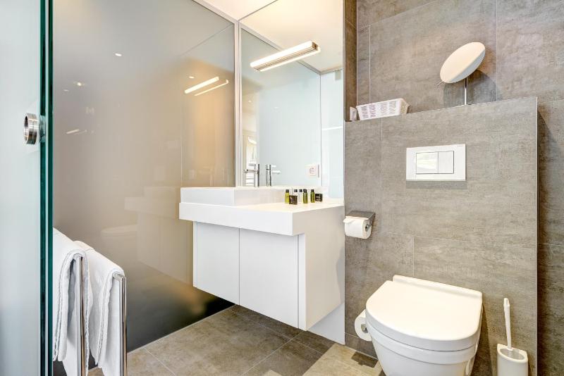 Comfort Double Room with Balcony image 2
