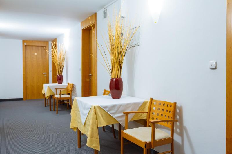 Double or Twin Room image 3