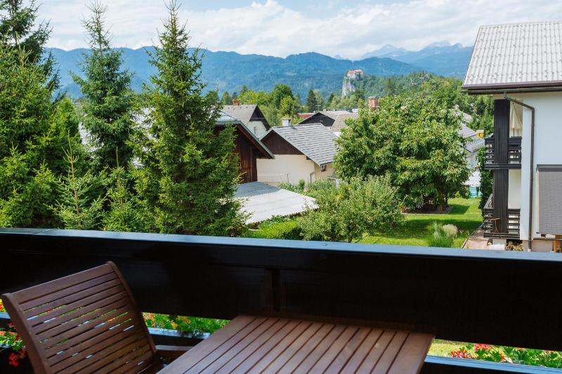 Deluxe Double or Twin Room with Balcony image 2