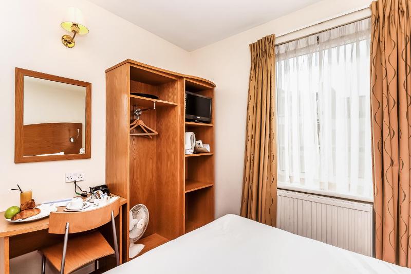 Single Room image 1
