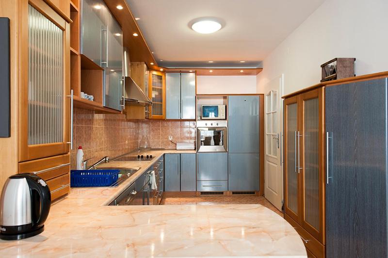 Three-Bedroom Apartment image 4