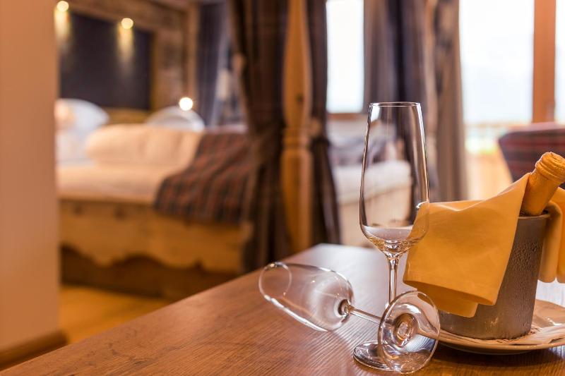 Harmony Suite image 3