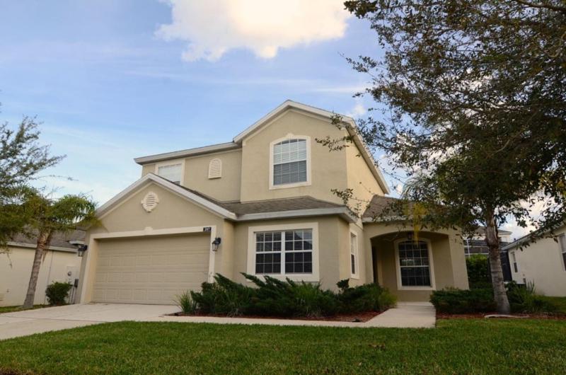 Four-Bedroom Villa image 1