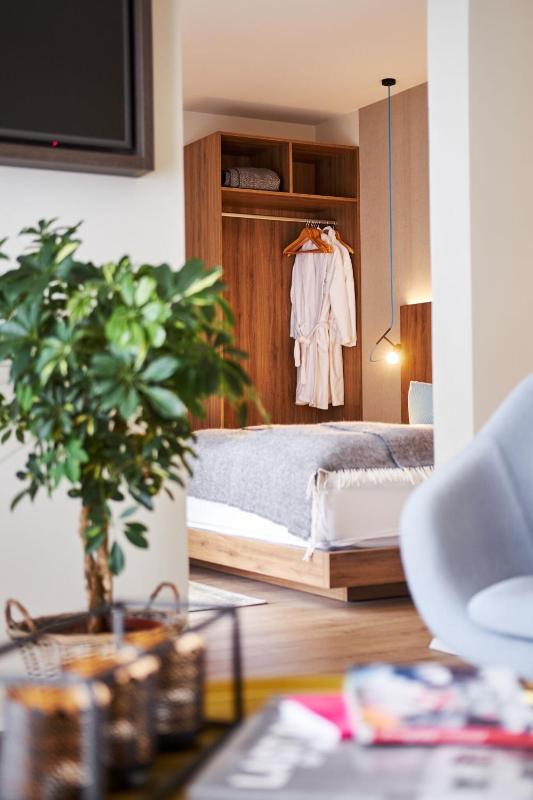The Suite image 2