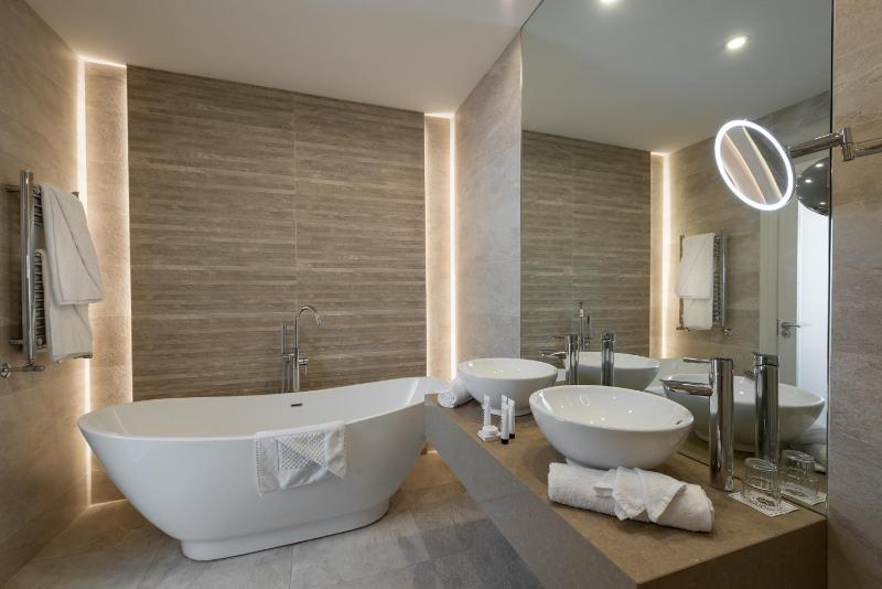 Junior Suite image 3