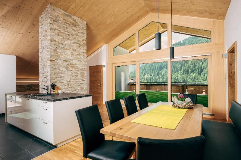 Penthouse Apartment image 4