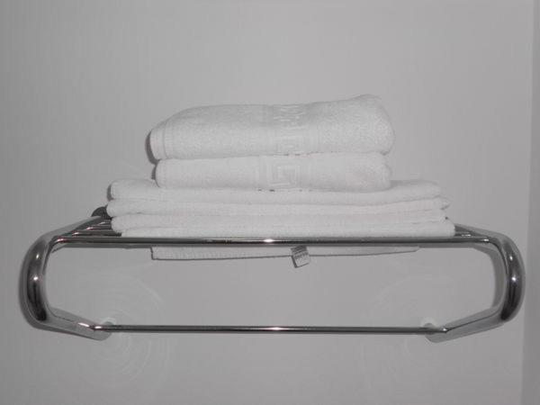 Double Room image 3