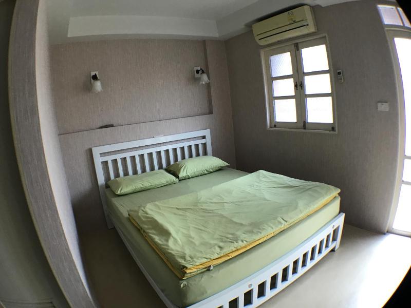 Standard Double or Twin Room image 1