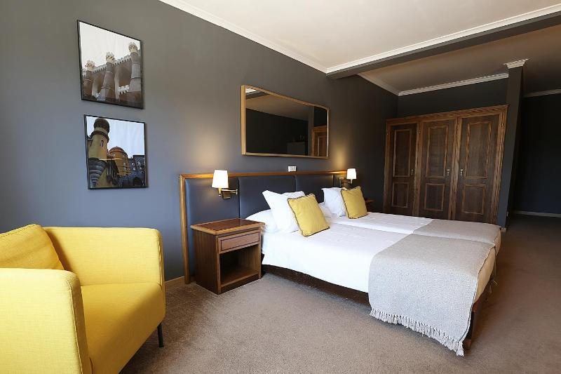 Standard Triple Room image 1