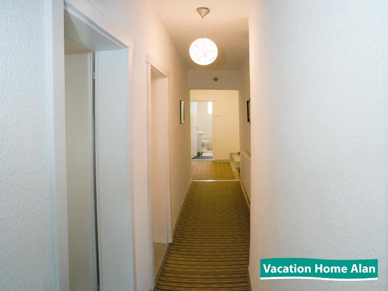 Three-Bedroom House image 2