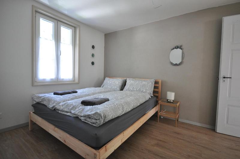 Five-Bedroom House image 4