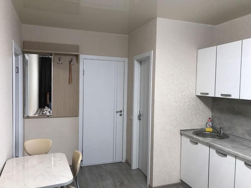 One-Bedroom Apartment image 1