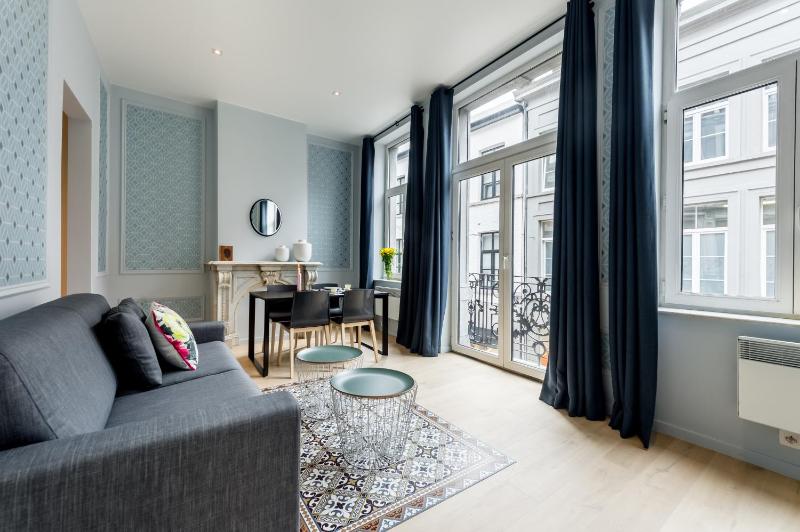 One-Bedroom Apartment image 1