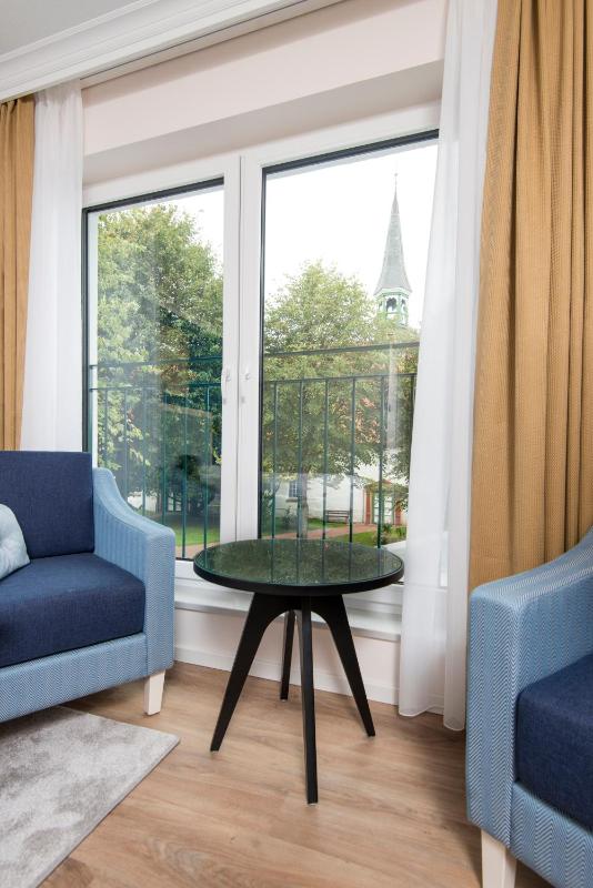 Wohnzimmer image 3