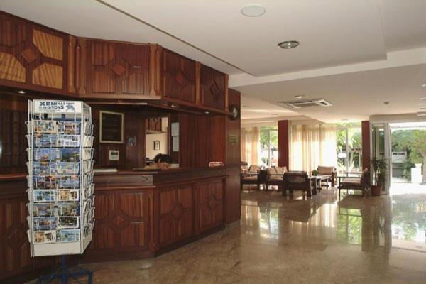 Theonia Hotel - image 3
